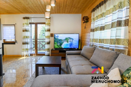 Luksus pod Strzechą z Prywatnym Pomostem